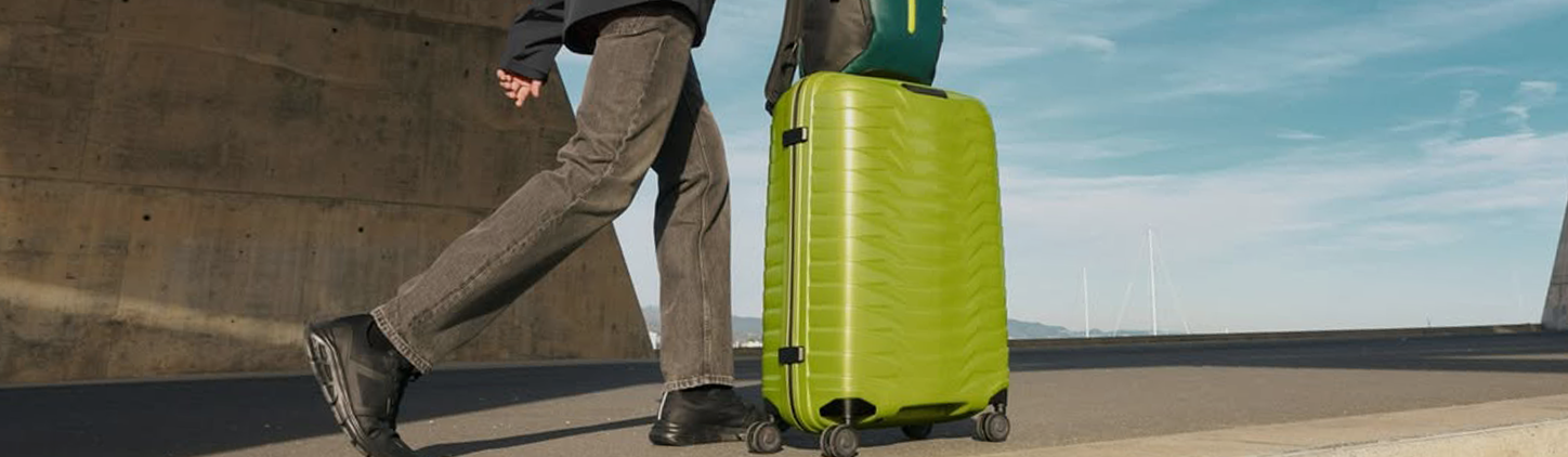 Bagagli Grandi: Valigie per Viaggi Lunghi
