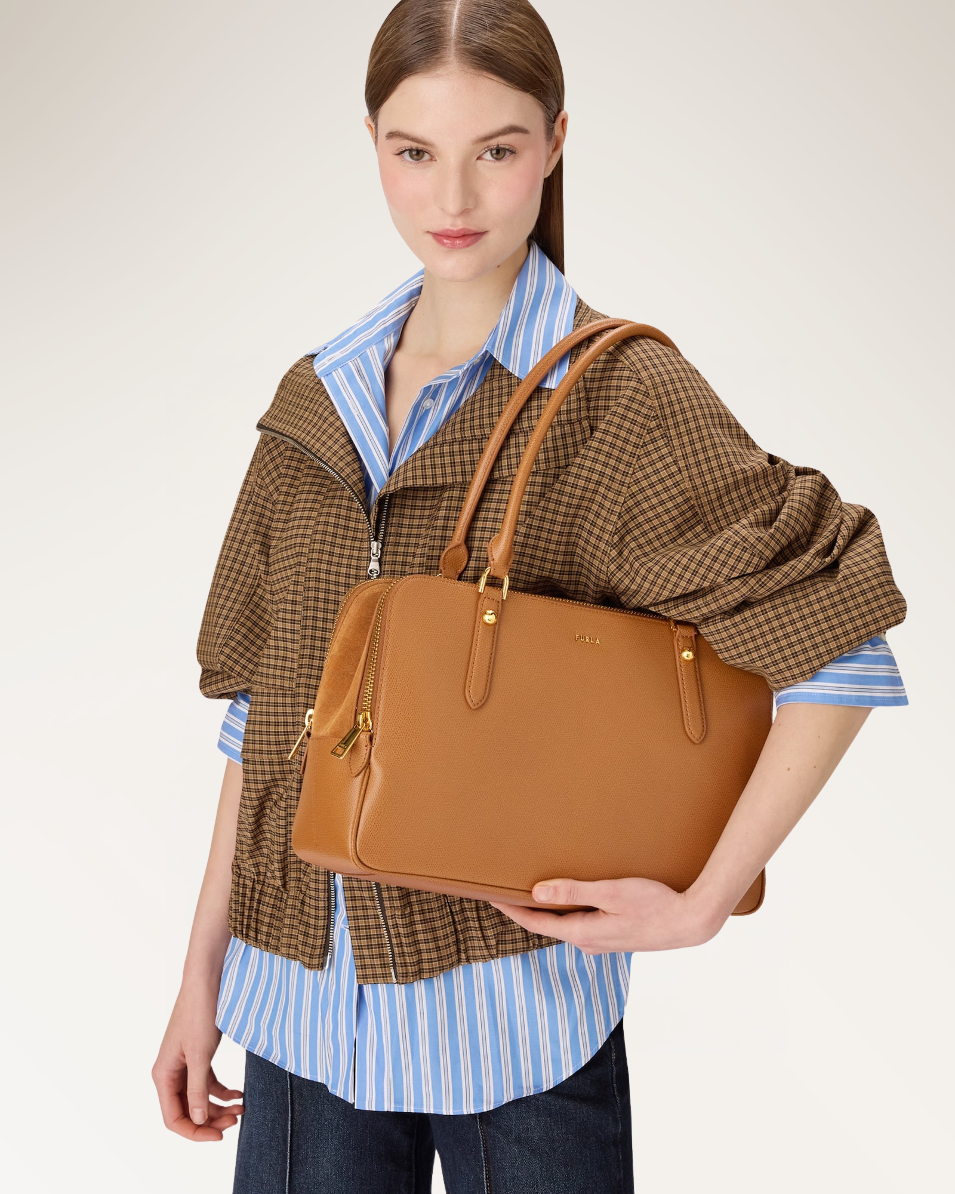 Giulia L Boston Bag Tobacco