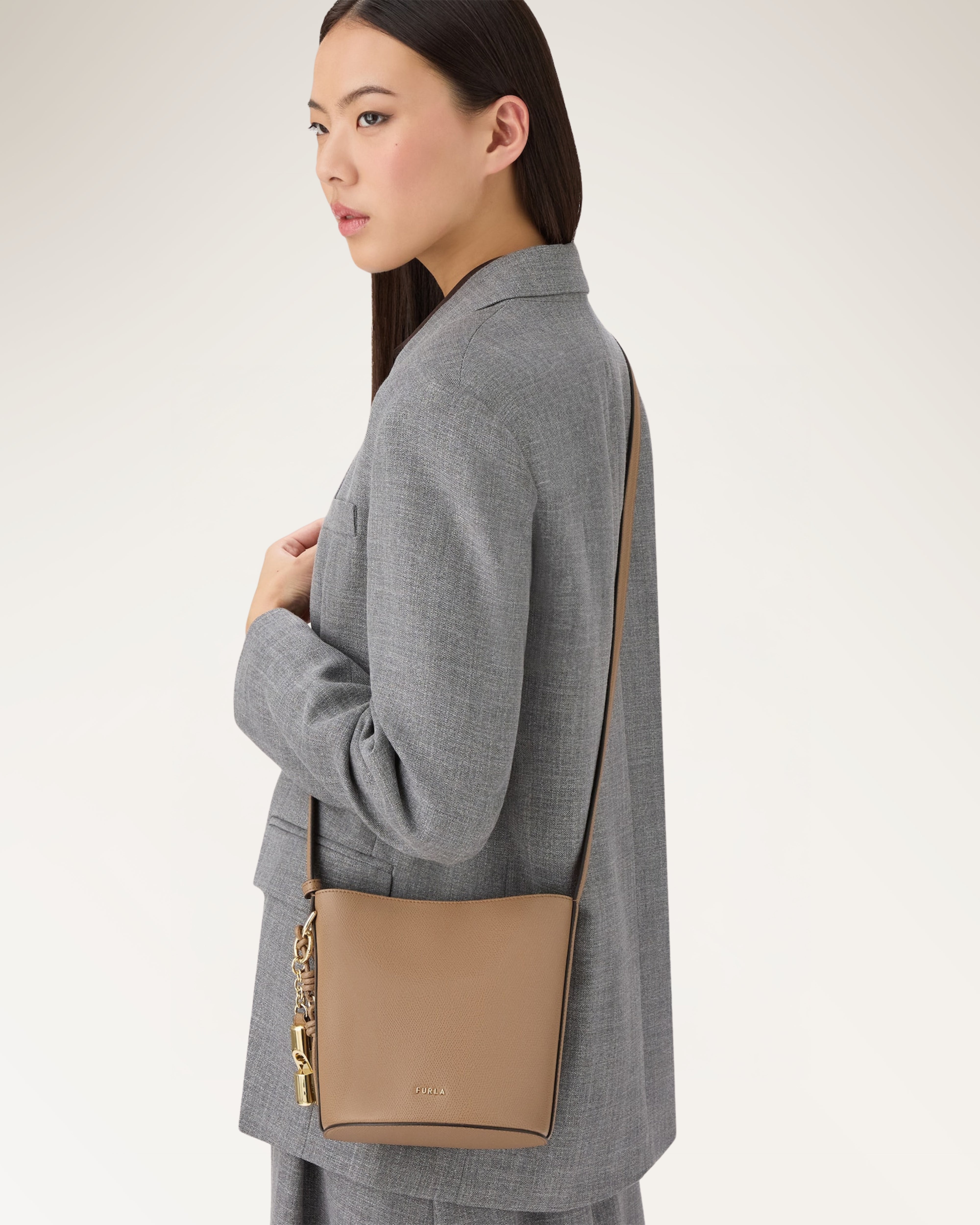 Roxie Mini Bucket Bag Toffee